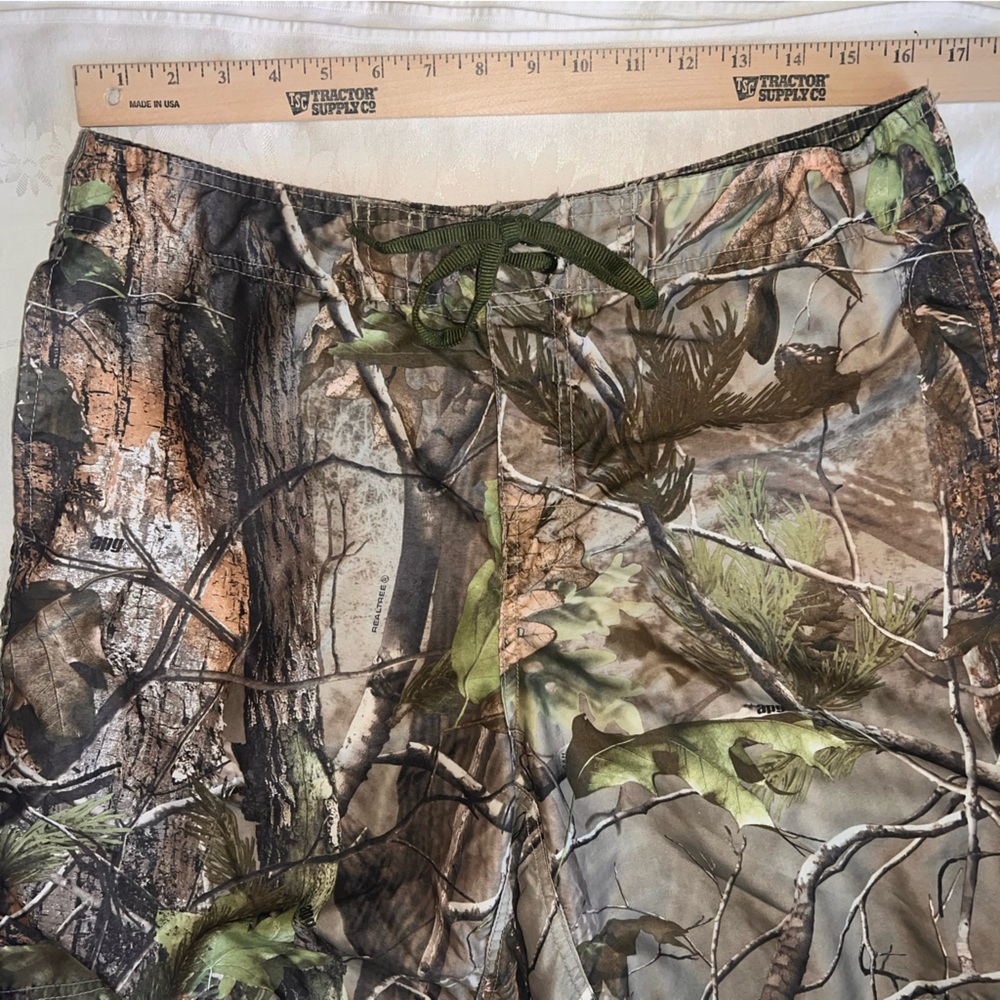 RealTree Camo Board Shorts Men’s Medium Swim Quick Dry Boating Outdoors - Picture 7 of 11